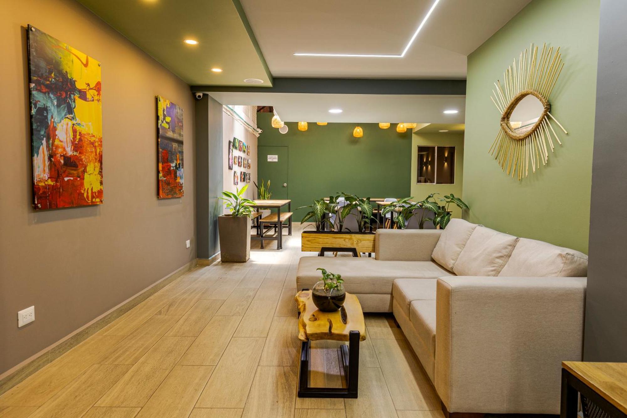 Poblado Guest House Меделин Екстериор снимка