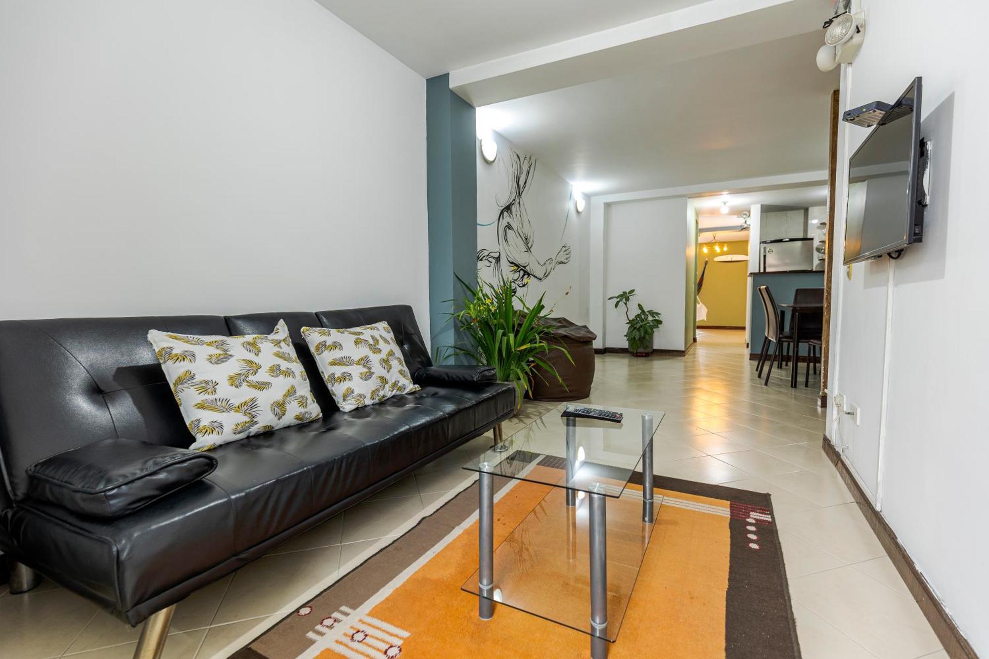Poblado Guest House Меделин Екстериор снимка