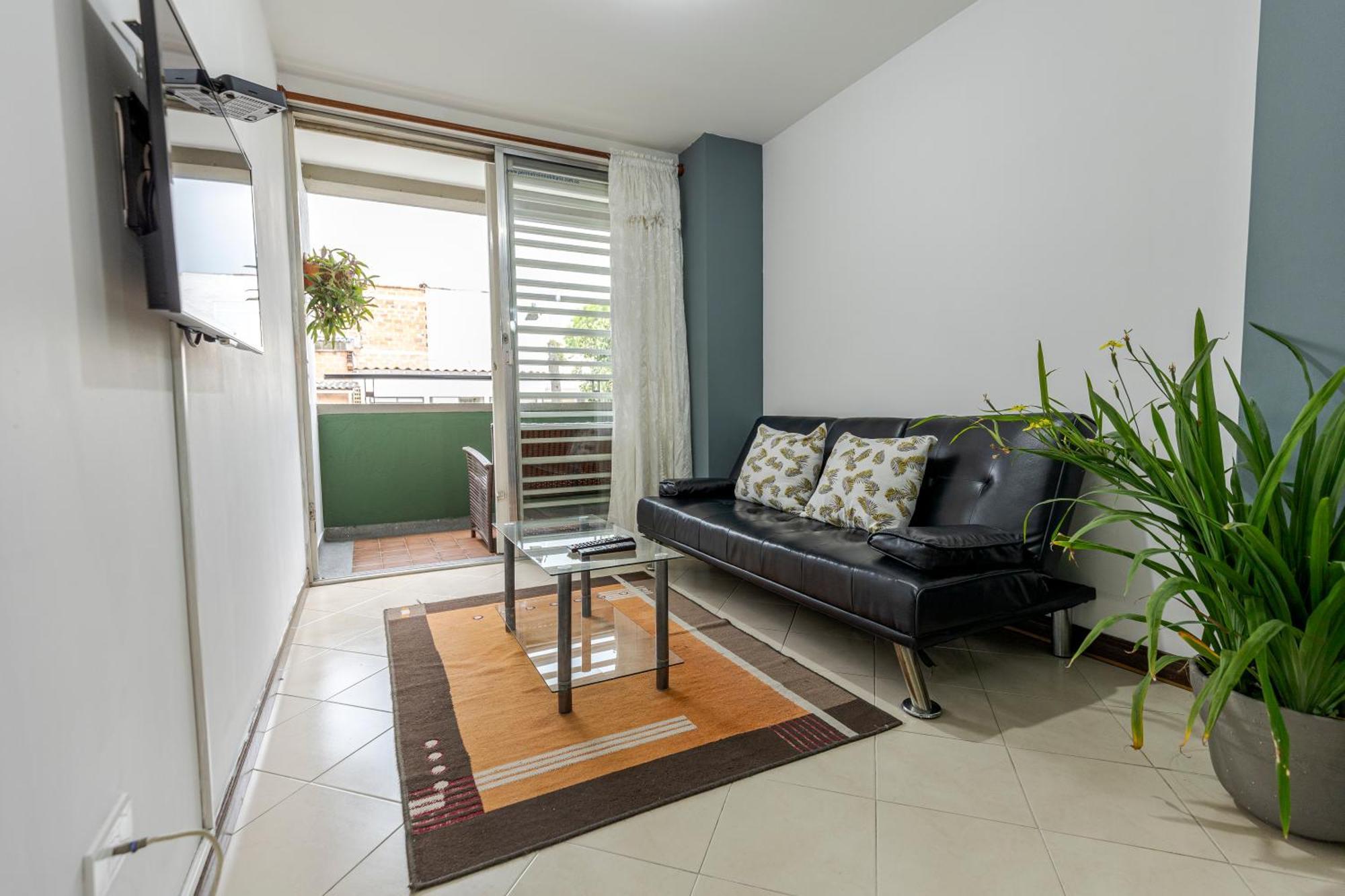 Poblado Guest House Меделин Екстериор снимка